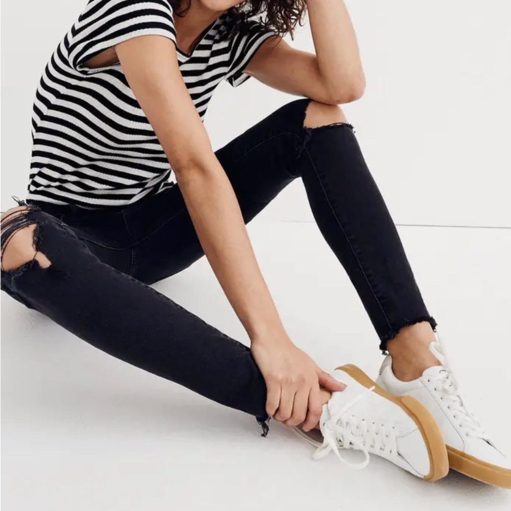 🔸Host Pick🔸Madewell | 9” High-rise skinny distressed denim